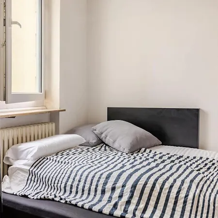 Mounik Quarto em Acomodações Particulares Munique